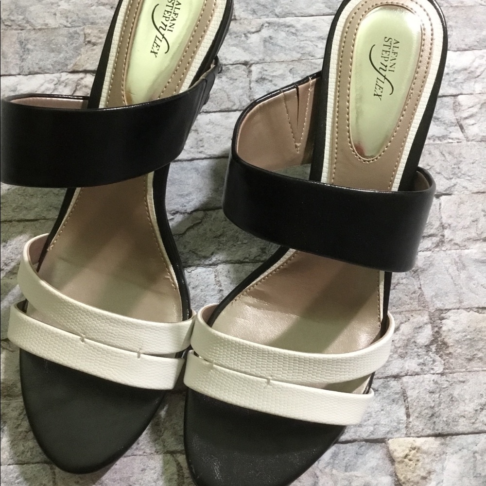 ALFANI STEP N FLEX HEELED SANDALS